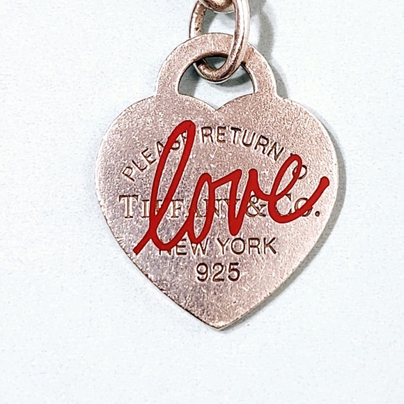Tiffany & Co. Return to Tiffany Heart Tag Keychain 925. Silver W Pouch